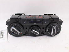 Load image into Gallery viewer, FRONT TEMPERATURE CONTROLS Volkswagen Jetta 11 12 13 14  Manual - 858518
