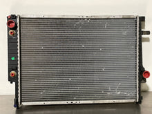 Load image into Gallery viewer, RADIATOR BMW 535i 735i 1988 88 89 90 91 92 93 - NW132017
