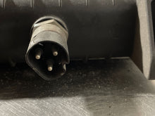Load image into Gallery viewer, RADIATOR BMW 535i 735i 1988 88 89 90 91 92 93 - NW132017

