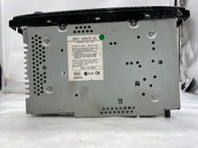 Load image into Gallery viewer, Radio Jaguar XJ8 2004 04 2005 05 2006 06 2007 07 AM FM CD - NW137951
