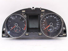 Load image into Gallery viewer, SPEEDOMETER CLUSTER Volkswagen Passat 2010 10 - 860372
