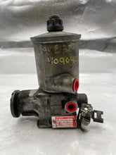 Load image into Gallery viewer, POWER STEERING PUMP MERCEDES 300E C-CLASS 93 94 95 - NW163759
