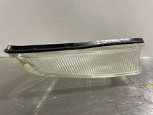 Load image into Gallery viewer, HEADLIGHT LAMP ASSEMBLY Saab 9-5 1999 99 2000 00 2001 01 Left - NW103560
