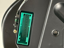 Load image into Gallery viewer, SPEEDOMETER CLUSTER Passat 2002 02 2003 03 - NW162229
