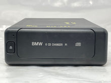 Load image into Gallery viewer, CD CHANGER BMW 740i 750i 1999 99 00 01 - NW136637

