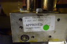 Load image into Gallery viewer, CONVERTIBLE TOP MOTOR Saab 9-3 04 05 06 07 08 09 10 - NW50239
