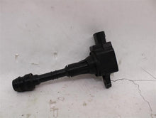 Load image into Gallery viewer, IGNITION COIL Infiniti M45 Q45 FX45 02 03 04 05 06 - 09 - 867897
