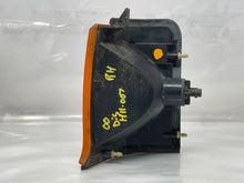 Load image into Gallery viewer, SIDE MARKER LAMP LIGHT Disco II Disco SD Discovery Rover 99-04 Fender Mounted - NW83376
