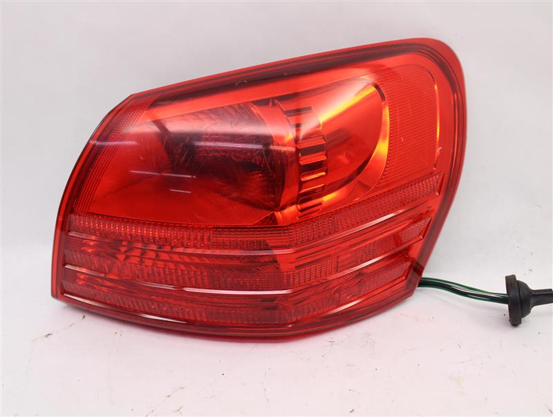 OUTER TAIL LIGHT LAMP Nissan Rogue 08 09 10 11 12 13 Right - 870654