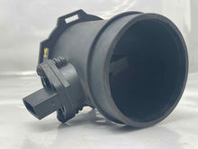 Load image into Gallery viewer, Mass Air Flow Sensor Meter MAF 540i 740i 740il X5 Z8 99-03 - NW4837
