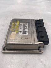Load image into Gallery viewer, ECU ECM COMPUTER VW Passat 2003 03 4cyl - NW62881
