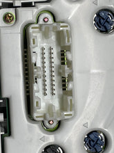 Load image into Gallery viewer, SPEEDOMETER CLUSTER Mitsubishi Outlander 2004 04 LS - NW161538
