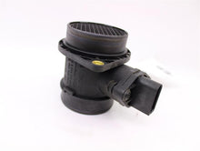 Load image into Gallery viewer, Mass Air Flow Sensor Meter MAF A4 TT Beetle Golf Golf Cabriolet 00-07 - 876677
