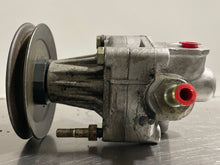 Load image into Gallery viewer, POWER STEERING PUMP Porsche 924 944 968 86 87 88 - 95 - NW163950
