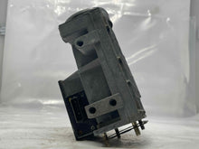 Load image into Gallery viewer, Mass Air Flow Sensor Meter Maf  BMW 528E 1986 - NW4819
