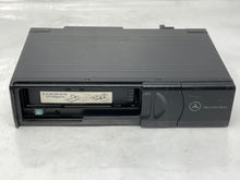 Load image into Gallery viewer, CD Changer Mercedes S430 S500 S600 S55 2003 03 - NW139081
