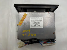 Load image into Gallery viewer, Radio  VOLVO 240 SERIES 1984 - NW140249
