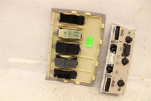 Load image into Gallery viewer, Console BMW 530i 2007 07 - 881818
