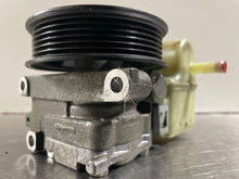 Load image into Gallery viewer, Power Steering Pump Mercury Milan 2007 - NW162869
