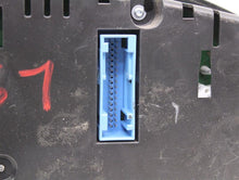Load image into Gallery viewer, SPEEDOMETER CLUSTER Jetta 2013 13 Sedan - 883727
