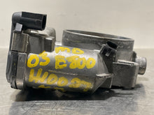 Load image into Gallery viewer, THROTTLE BODY CLK430 CLK500 ML500 SL55 01 - 06 - NW178368
