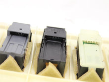 Load image into Gallery viewer, Console BMW 525i 2006 06 - 885587
