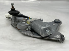Load image into Gallery viewer, REAR WIPER MOTOR Toyota Prius 2004 04 2005 05 2006 06 2007 07 08 09 - NW203988
