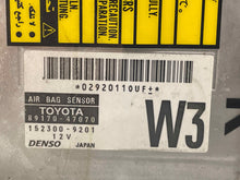 Load image into Gallery viewer, Air Bag computer Toyota Prius 2006 06 2007 07 2008 08 2009 09 - NW38383
