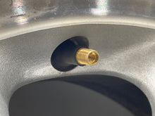 Load image into Gallery viewer, WHEEL Impreza Legacy 95 96 97 98 99 00 - 03 16x6 Alloy - NW201266
