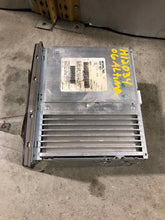 Load image into Gallery viewer, RADIO Nissan Altima 2005 05 2006 06 AM FM CD - NW136903
