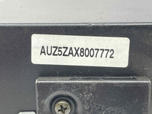 Load image into Gallery viewer, CD Changer Audi TT 2000 00 2001 01 02 03 04 05 06 - NW136204
