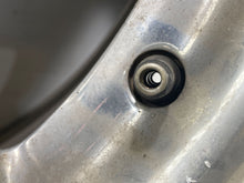 Load image into Gallery viewer, Wheel Rim GMC Envoy 2005 - NW196602
