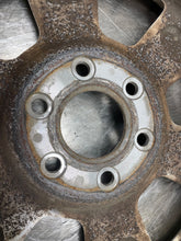 Load image into Gallery viewer, Wheel Rim GMC Envoy 2005 - NW196602

