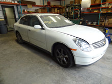 Load image into Gallery viewer, SIDE MARKER LAMP LIGHT G35 03 04 05 06 Bumper Mounted Right - NW82553
