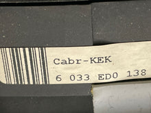 Load image into Gallery viewer, SPEEDOMETER CLUSTER Audi A4 2005 05 2006 06 - NW159493
