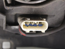 Load image into Gallery viewer, HEADLIGHT LAMP ASSEMBLY Range Rover 2003 03 2004 04 2005 05 Right - 898470
