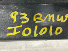 Load image into Gallery viewer, Grille  BMW 740I 1993 - NW98256
