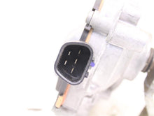 Load image into Gallery viewer, WINDSHIELD WIPER MOTOR Toyota Avalon 05 06 07 08 09 10 11 12 - 898527

