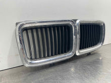 Load image into Gallery viewer, GRILL BMW 740i 750i 1988 88 1989 89 1990 90 91 92 93 94 - NW98257
