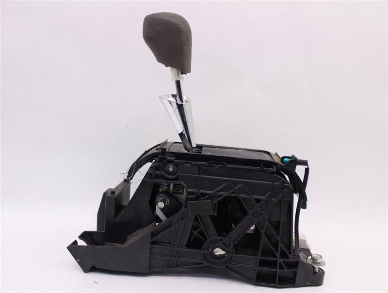 2007 Toyota Camry Floor Shifter - 900000