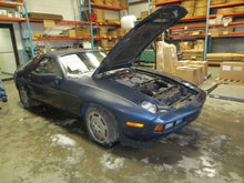 Load image into Gallery viewer, AC Compressor  PORSCHE 928 1986 - NW42965
