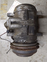 Load image into Gallery viewer, AC Compressor  PORSCHE 928 1986 - NW42965
