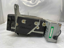 Load image into Gallery viewer, Radio  LEXUS LS400 1999 - NW138118
