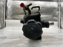 Load image into Gallery viewer, Power Steering Pump  SUBURBAN 1500 2004 - NW162606
