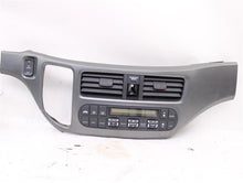 Load image into Gallery viewer, FRONT TEMPERATURE CONTROLS Odyssey 2005 05 2006 06 2007 07 - 906068
