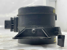 Load image into Gallery viewer, Mass Air Flow Sensor Meter MAF E350 E550 G63 C230 C250 C280 C300 05-13 - NW5323

