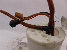 Load image into Gallery viewer, Fuel Pump Cayenne 2003 03 2004 04 2005 05 2006 06 Right - 908539
