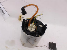 Load image into Gallery viewer, FUEL PUMP Audi Q5 2009 09 2010 10 2011 11 2012 12 - 909386
