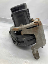 Load image into Gallery viewer, AIR INJECTION PUMP SMOG BMW 740i 1999 99 2000 00 2001 01 - NW8065
