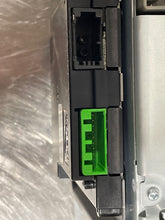 Load image into Gallery viewer, RADIO RECEIVER Land Rover LR2 2008 08 2009 09 2010 10 2011 11 2012 12 - NW137874
